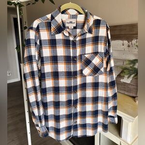Northeast Outfitters Classic Lightweight Flannel Shirt in Shiloh Plaid Bone